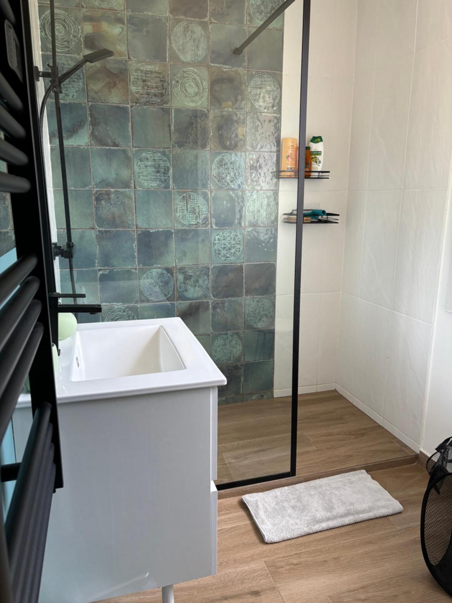 Adorable De 60 M2 Avec Terrasse Privee De 100m2 -lumineux - Calme Et Verdure A 10 Min De La Appartement *